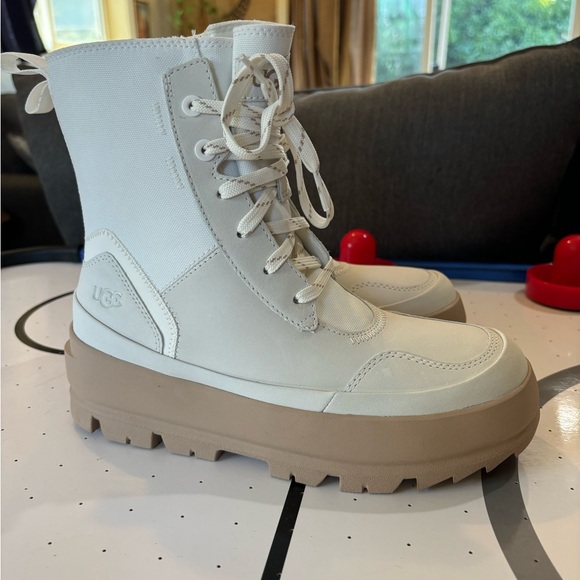 Ugg The Lug Boots By Ugg - Picture 2 of 8